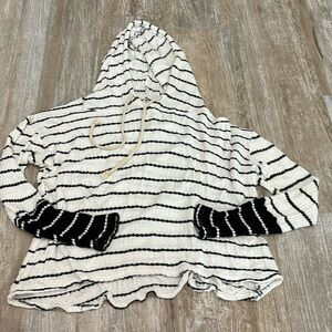 Vintage Havana surfer lightweight black and white striped hoodie